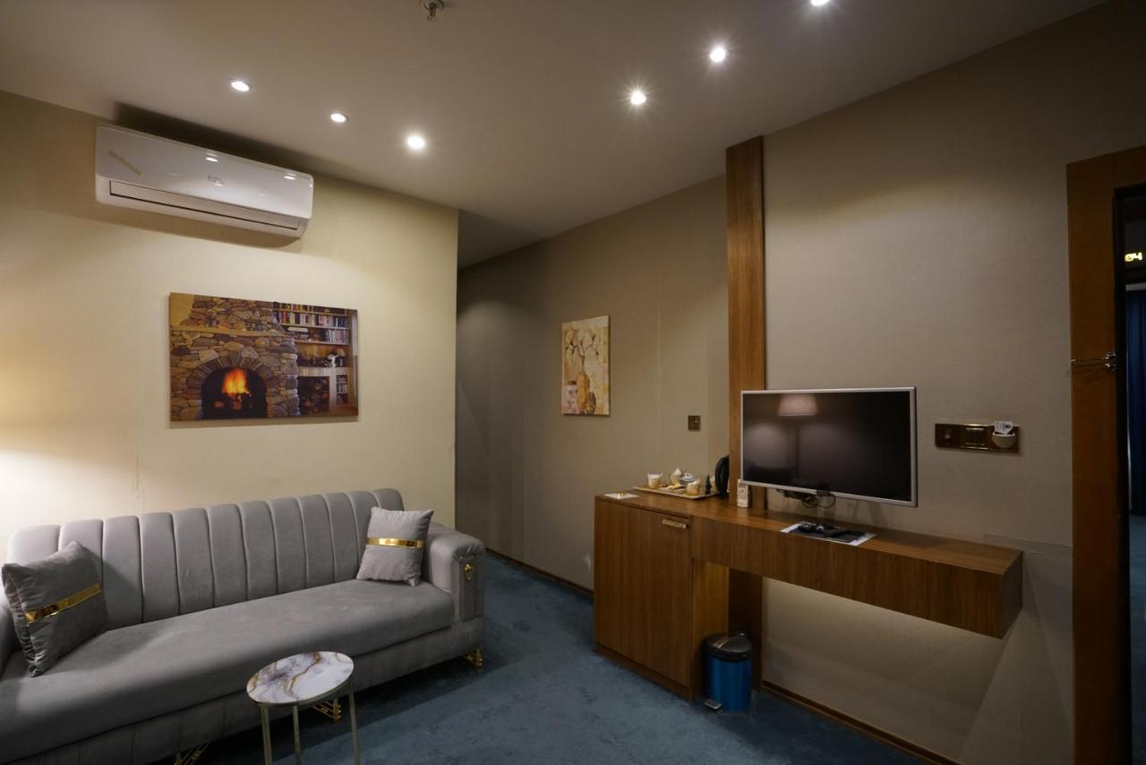 Gratus Hotel Erbil Exteriör bild