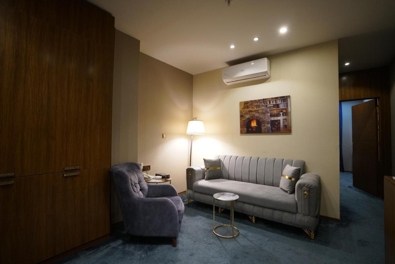Gratus Hotel Erbil Exteriör bild